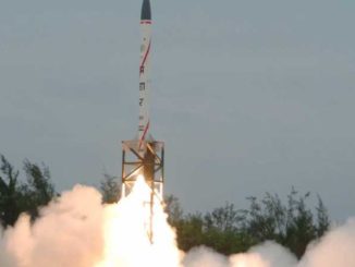 India_missile_test_militarymen
